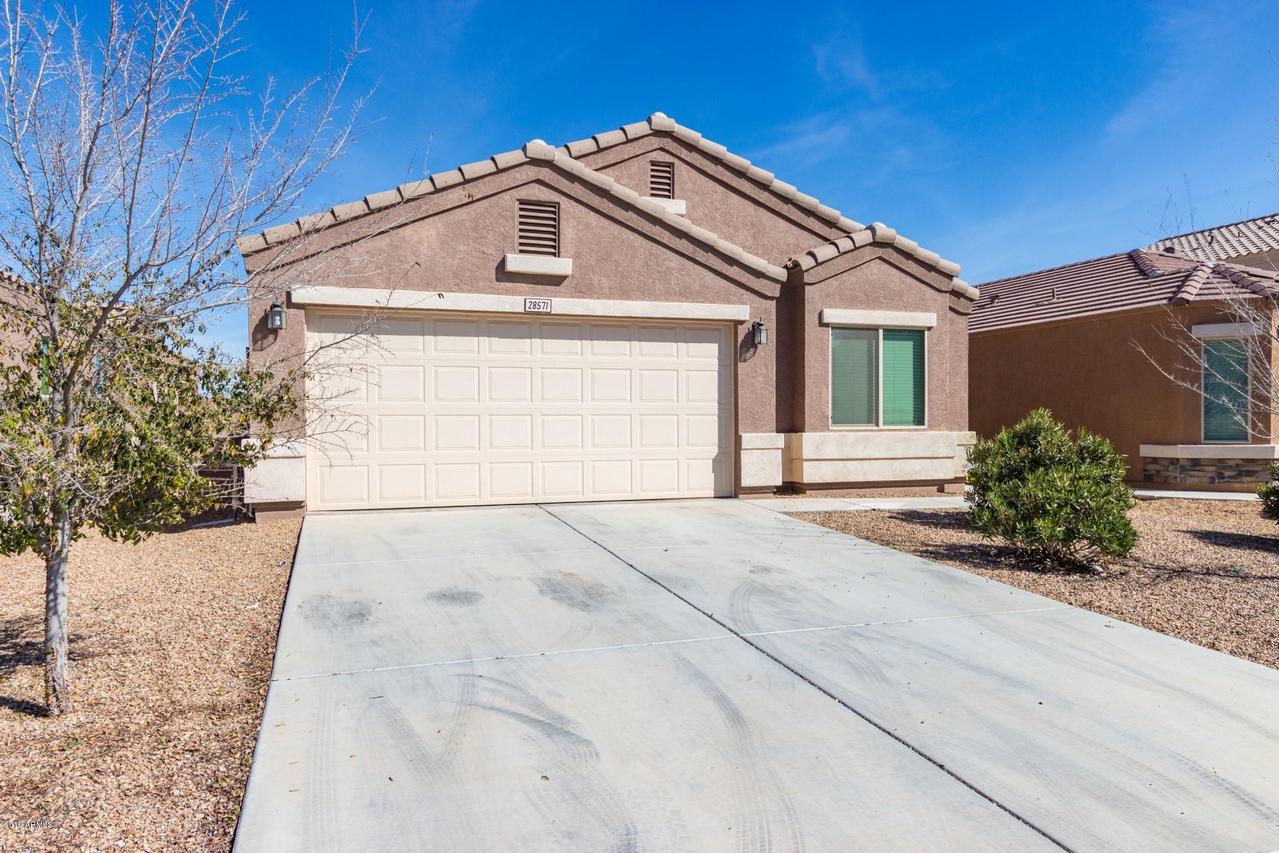 28571 N Moonstone Way, San Tan Valley, AZ 85143