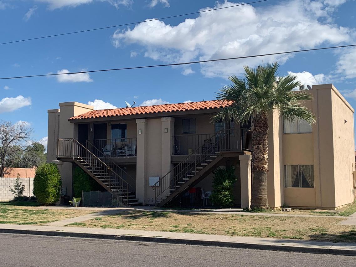 2702 E Beck Ln., Phoenix, AZ 85032