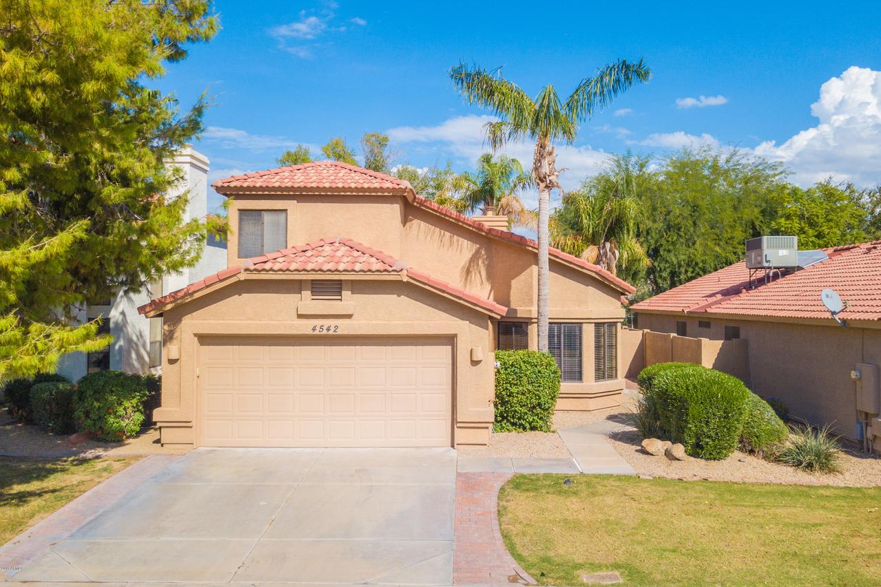 4542 E Amberwood Dr., Phoenix, AZ 85048