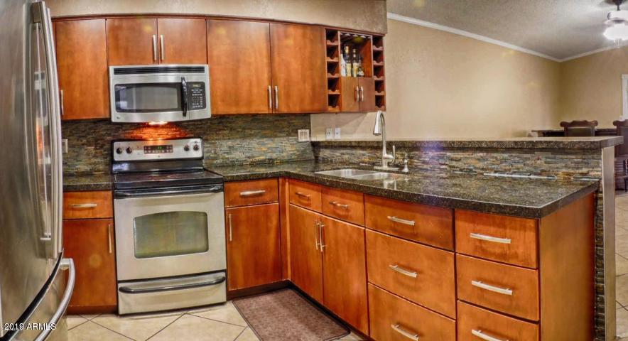 10006 W Montecito Ave., Phoenix, AZ 85037