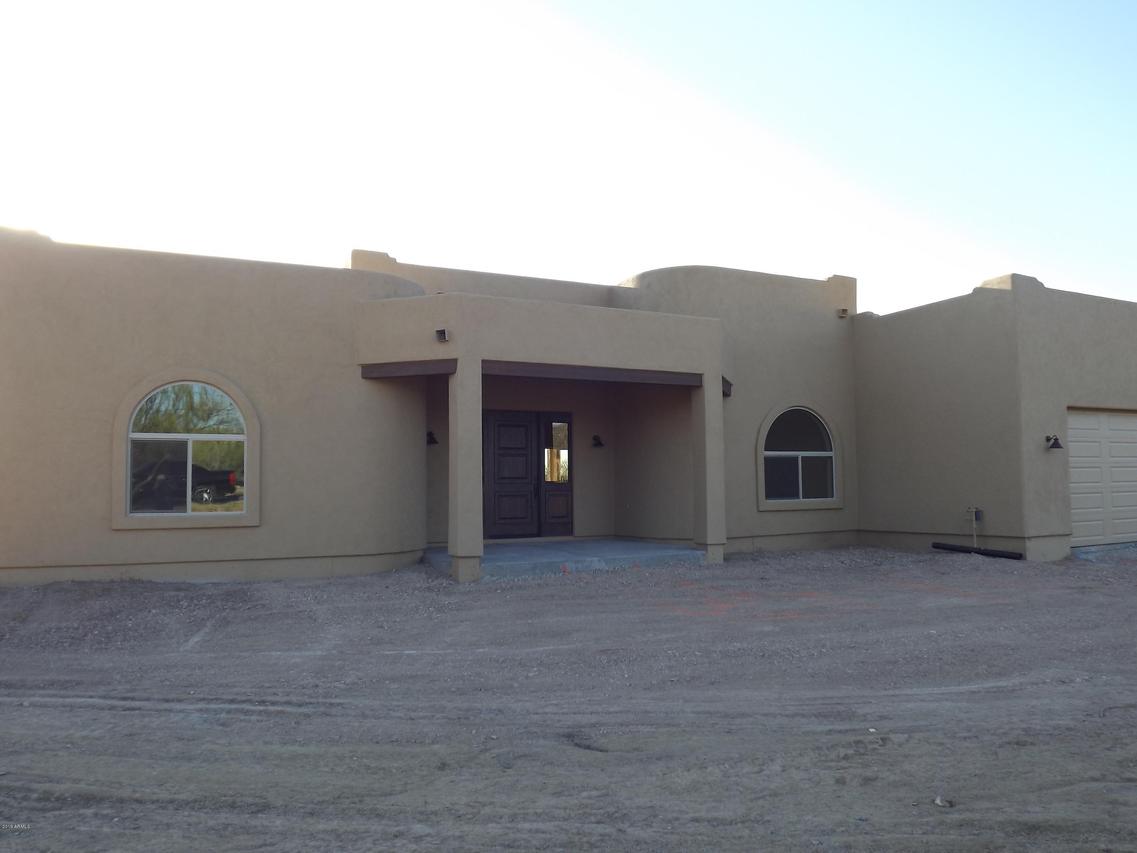 43520 N 16th St., New River, AZ 85087