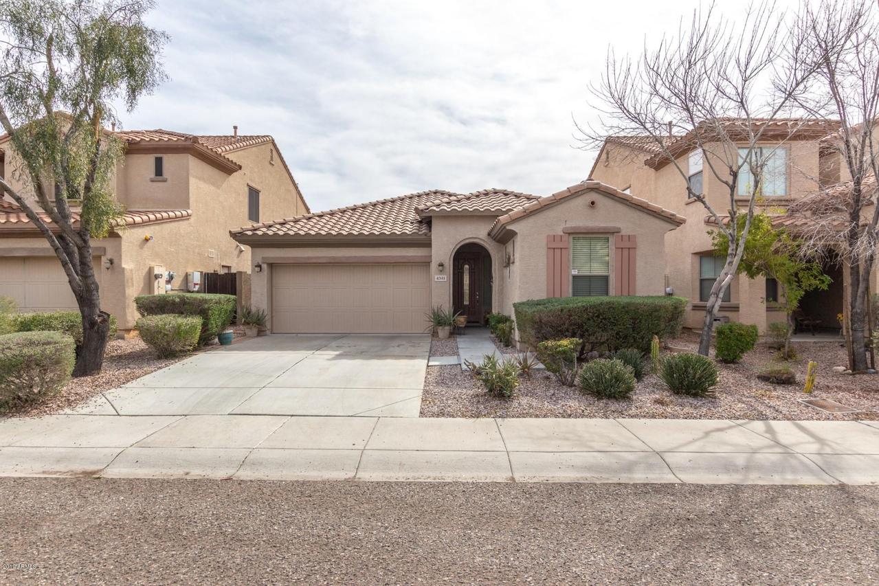 4341 W Powell Dr., New River, AZ 85087