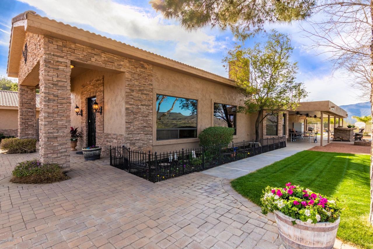 20815 E Squaw Valley Rd., Black Canyon City, AZ 85324