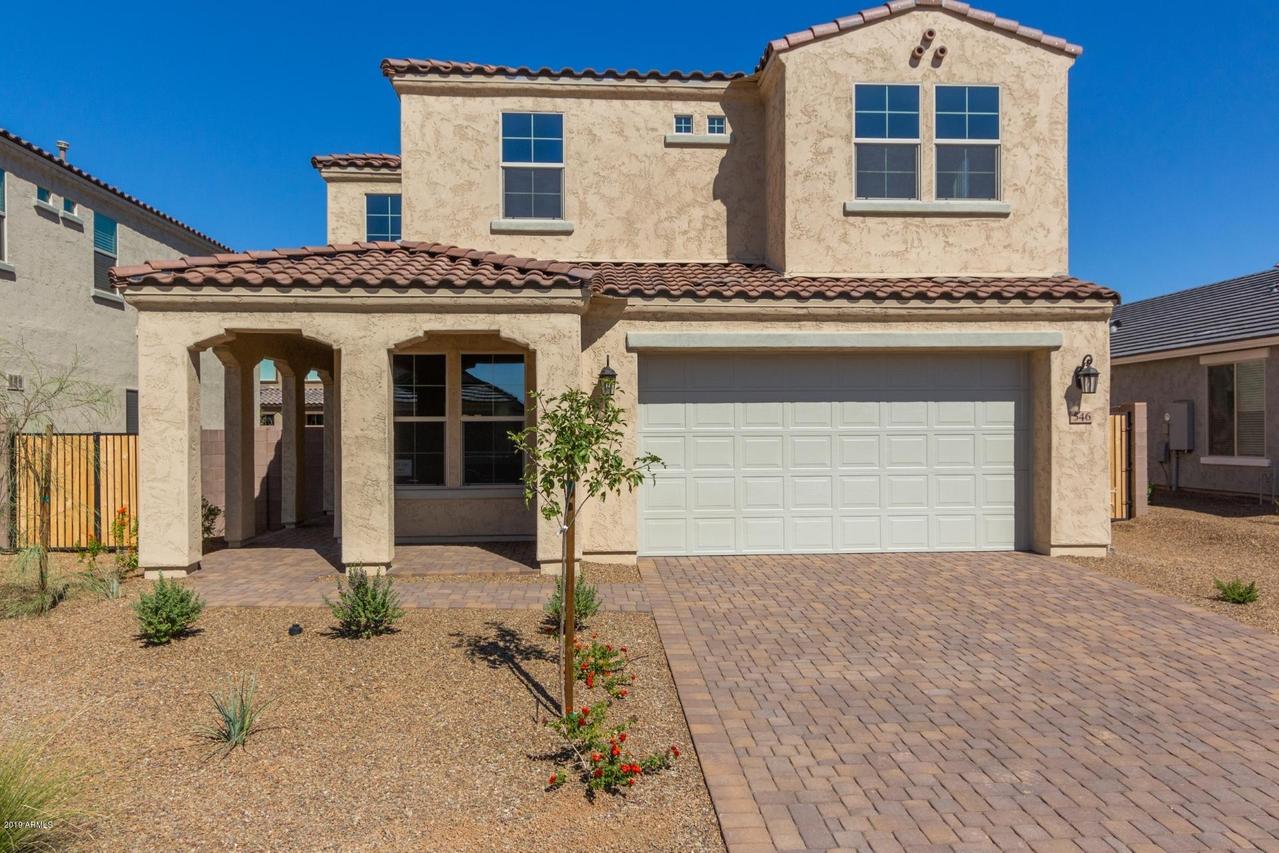 546 E Balao Dr., Phoenix, AZ 85085
