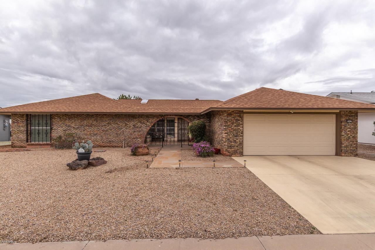 9437 W Garnette Dr., Sun City, AZ 85373