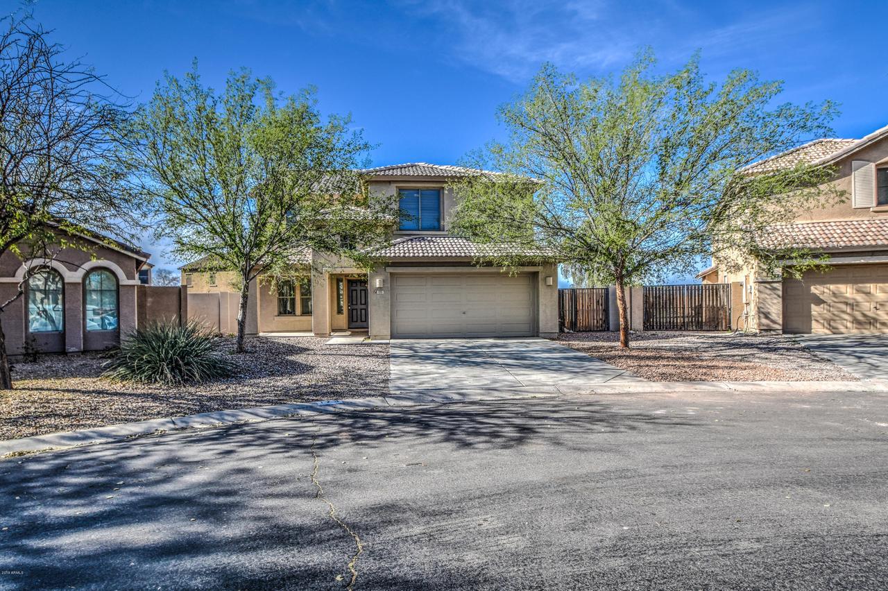 173 W Yellow Bee Dr., San Tan Valley, AZ 85143