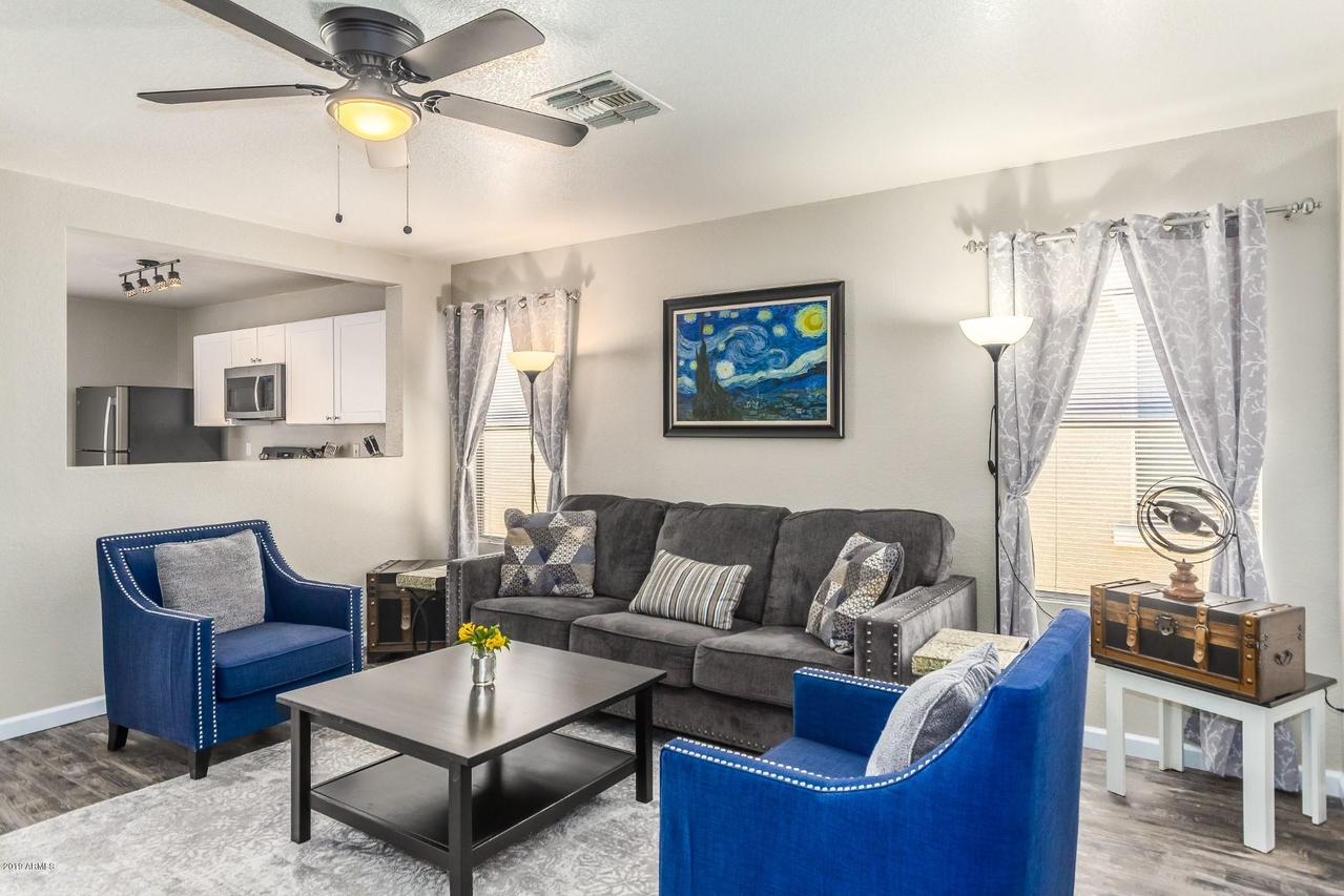 2538 W Mobile Ln., Phoenix, AZ 85041