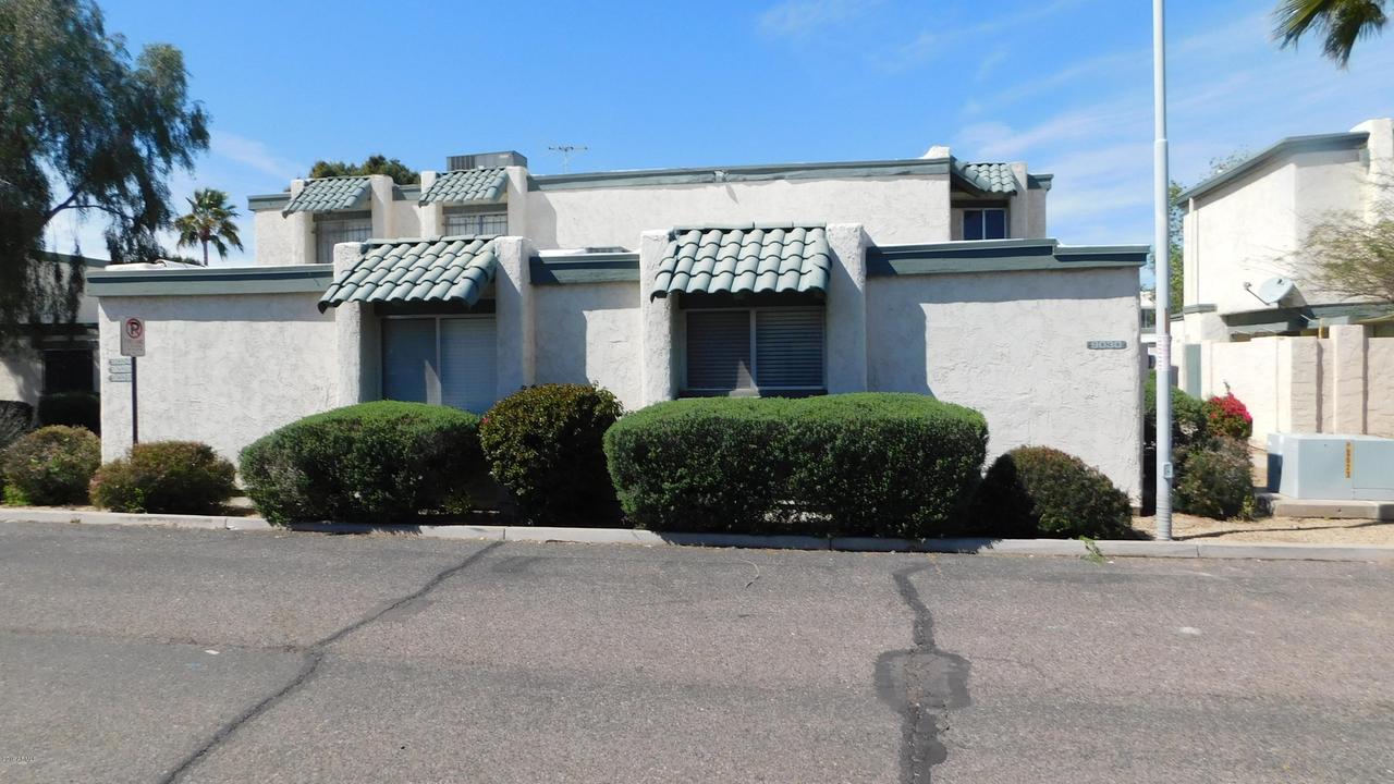 9030 N 51st Ln., Glendale, AZ 85302