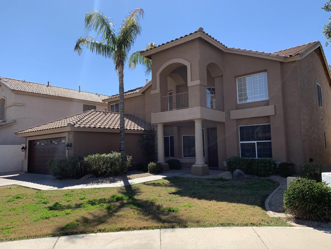1384 S Honeysuckle Ct., Gilbert, AZ 85296