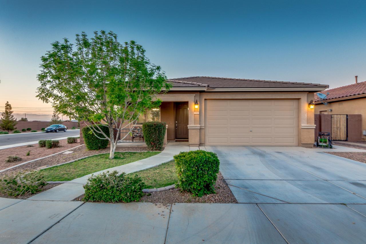 1560 W Crape Rd., San Tan Valley, AZ 85140