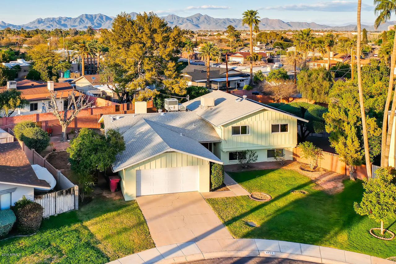 8432 E Stella Ln., Scottsdale, AZ 85250