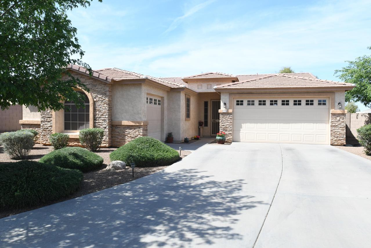 2226 W Carson Rd., Phoenix, AZ 85041