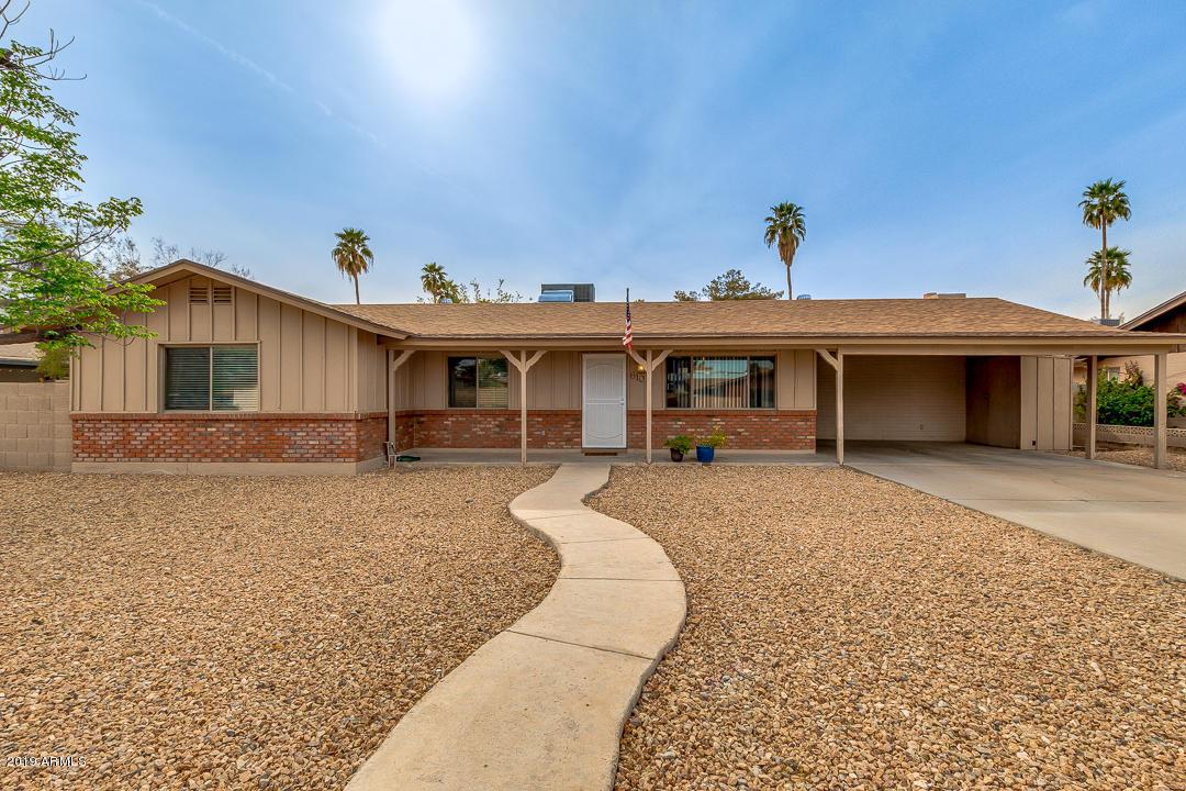 610 N Meadows Dr., Chandler, AZ 85224