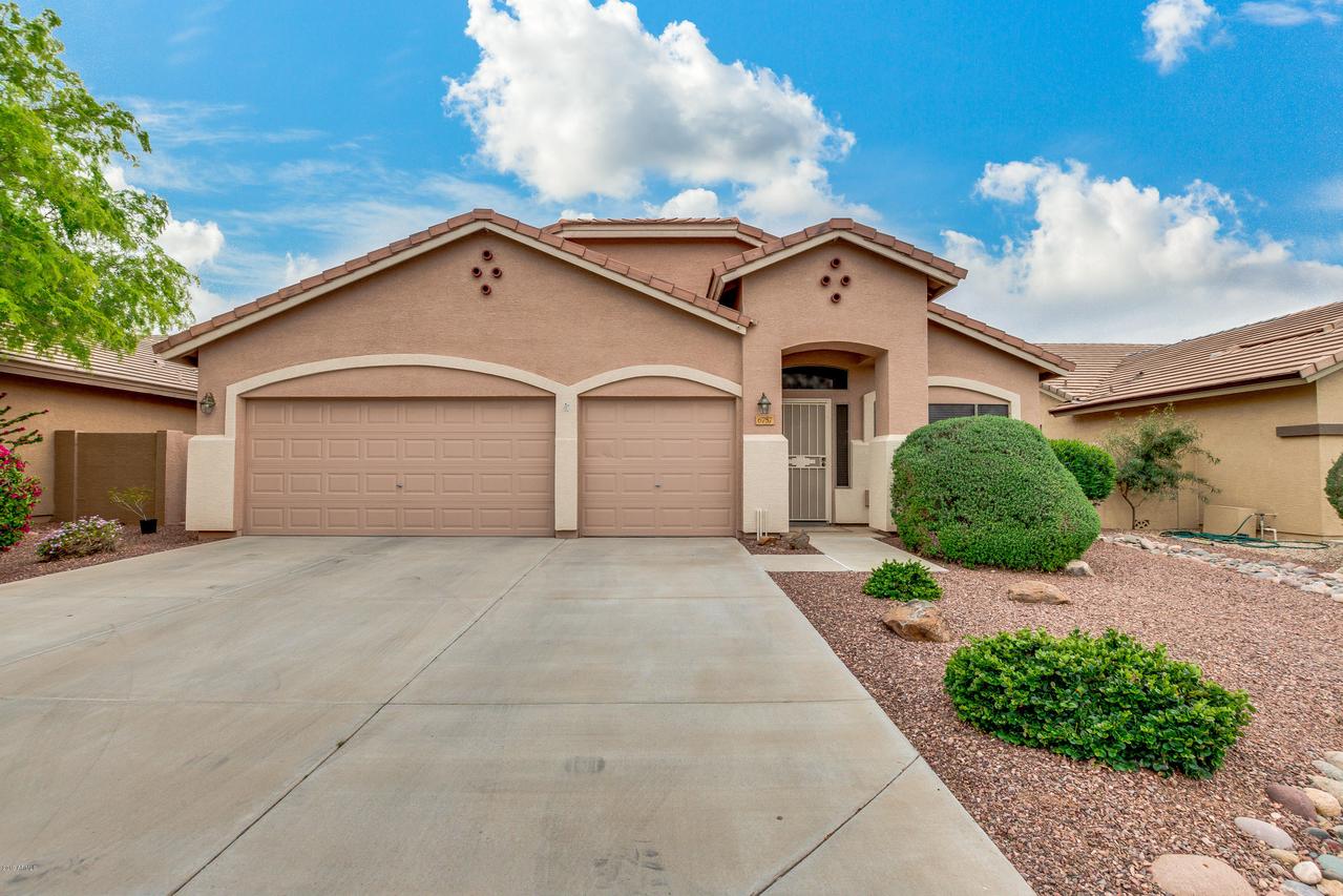 6757 W Avenida Del Rey, Peoria, AZ 85383