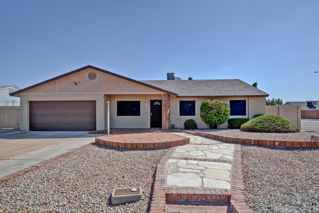 7045 W Canterbury Dr., Peoria, AZ 85345