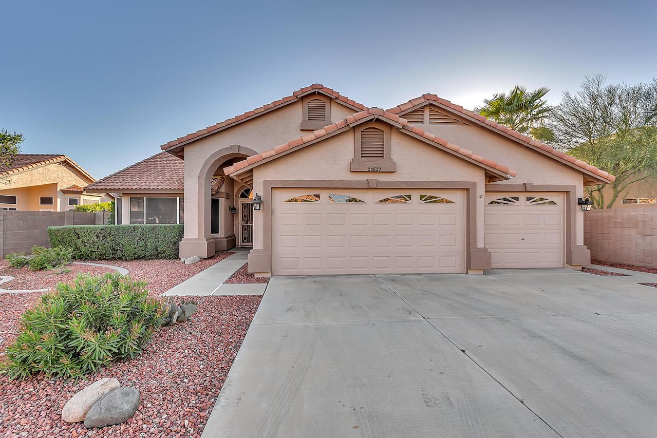 20829 N 110th Dr., Sun City, AZ 85373