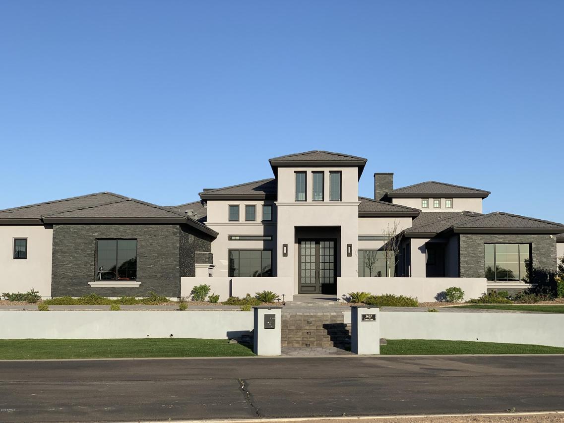 7437 S Loback Ct., Queen Creek, AZ 85142