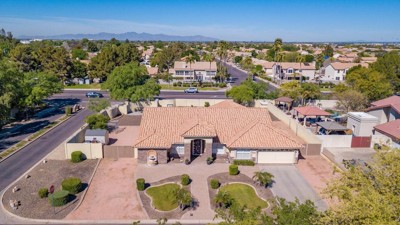 15006 N 74th Ln., Peoria, AZ 85381