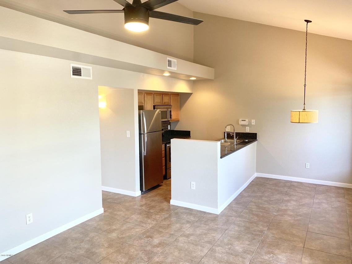 1241 N 48th St. #212, Phoenix, AZ 85008