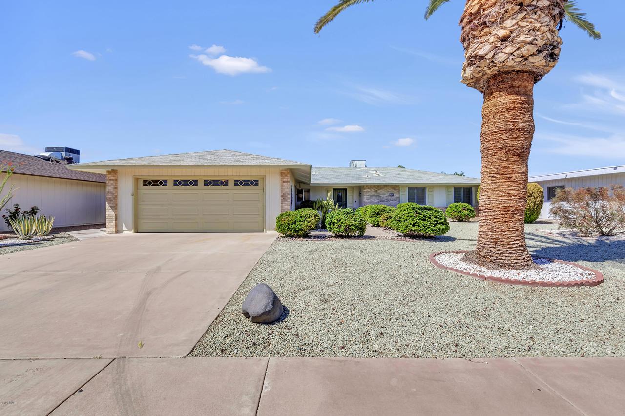 10626 W Garnette Dr., Sun City, AZ 85373