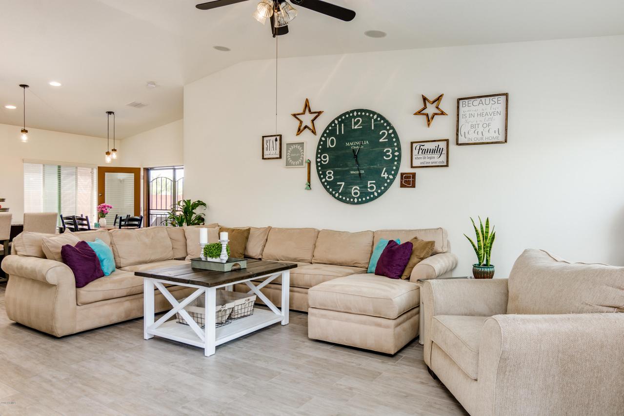 7318 S Quinn Ave., Gilbert, AZ 85298