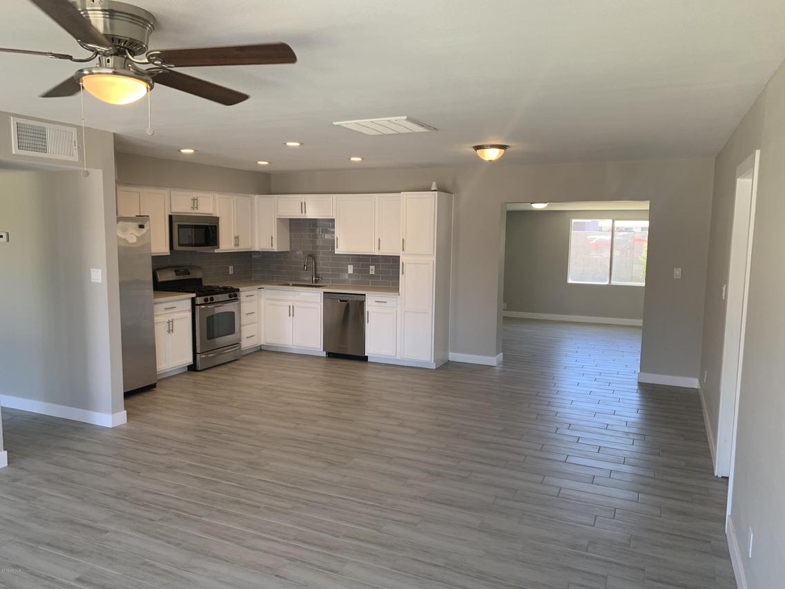 2027 W Windrose Dr., Phoenix, AZ 85029