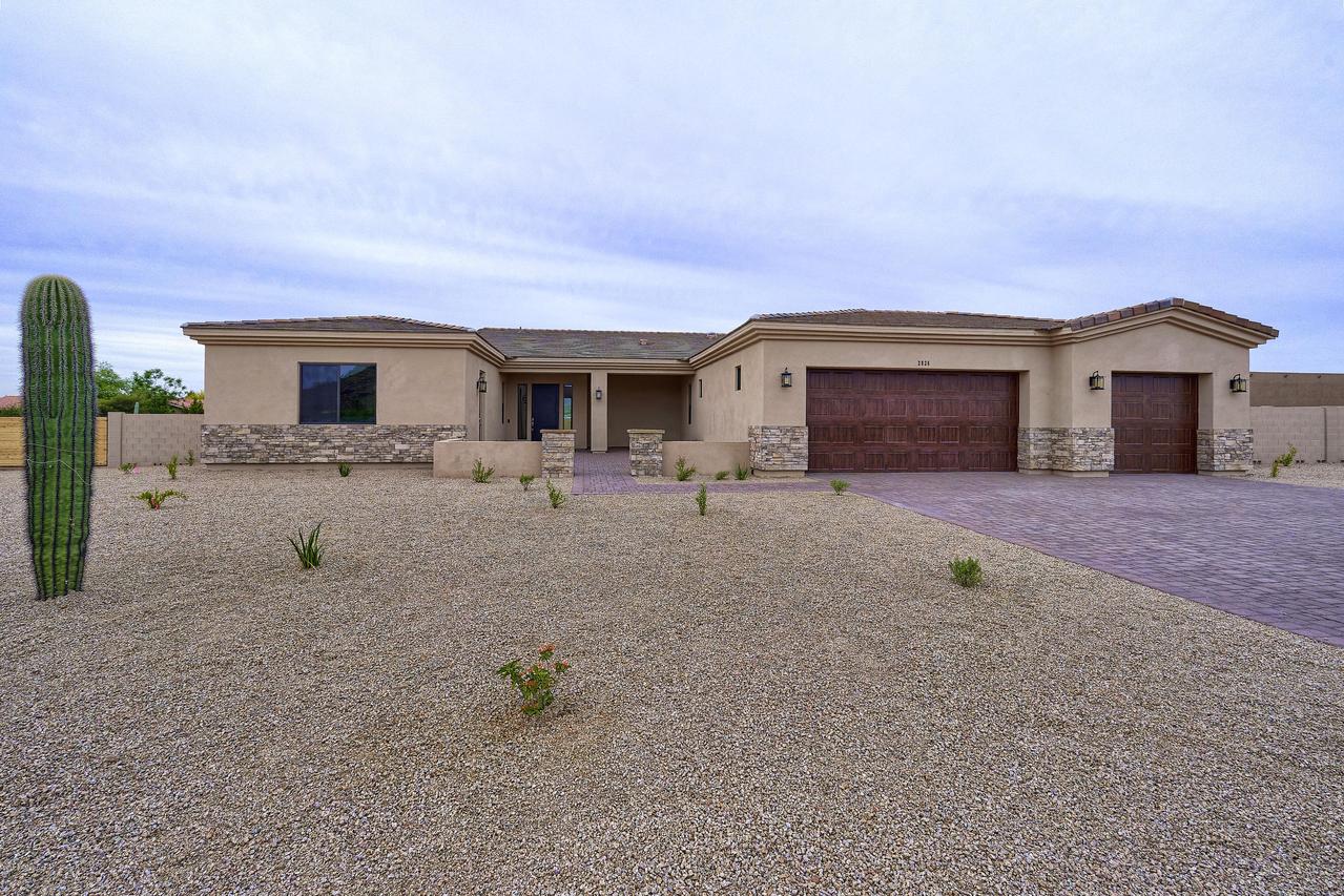 2826 W Jordan Ln., Phoenix, AZ 85086