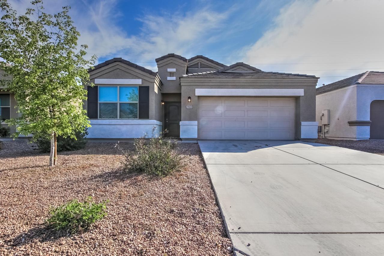 29023 N Fire Agate Rd., San Tan Valley, AZ 85143