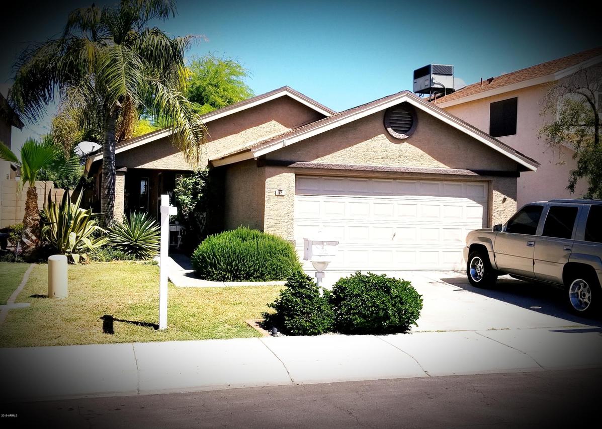 12 W Montoya Ln., Phoenix, AZ 85027