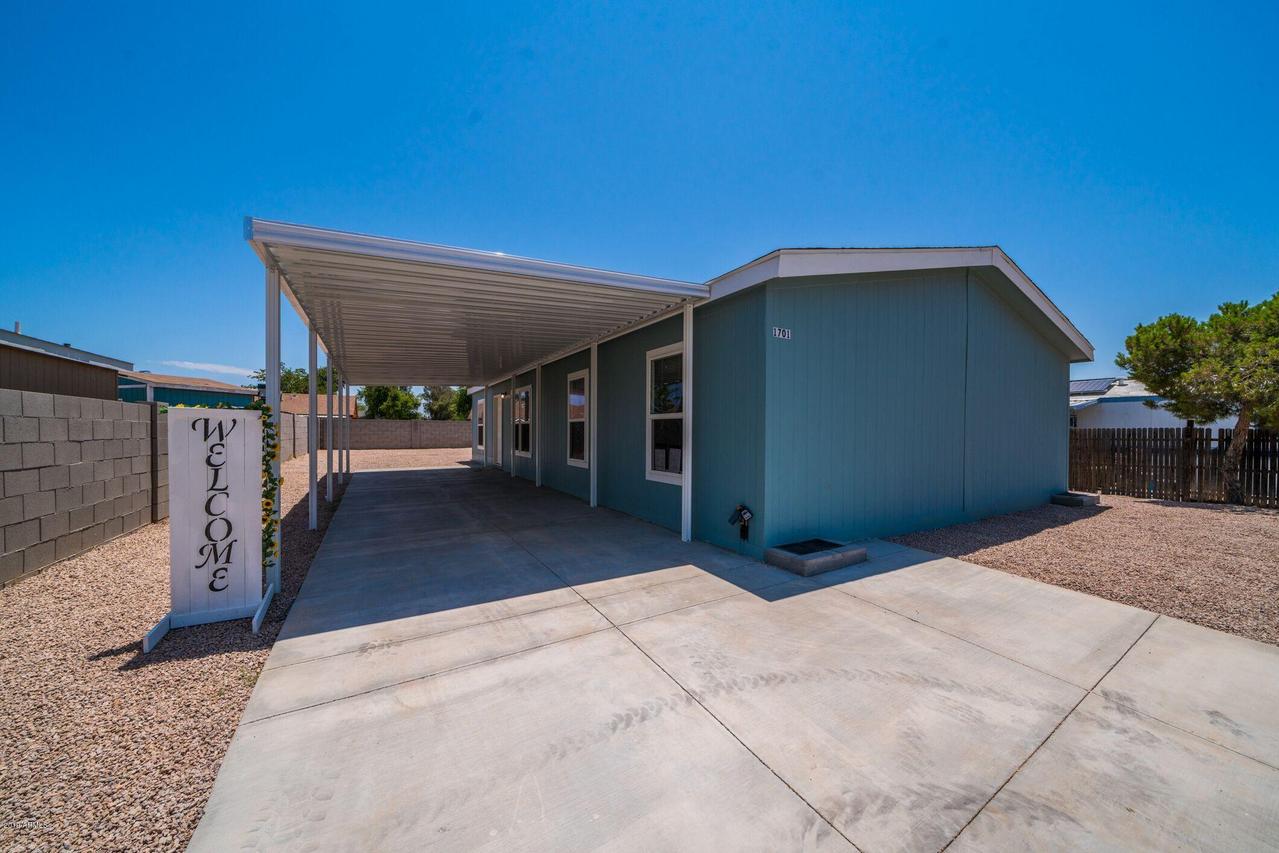 1701 S 80th St., Mesa, AZ 85209