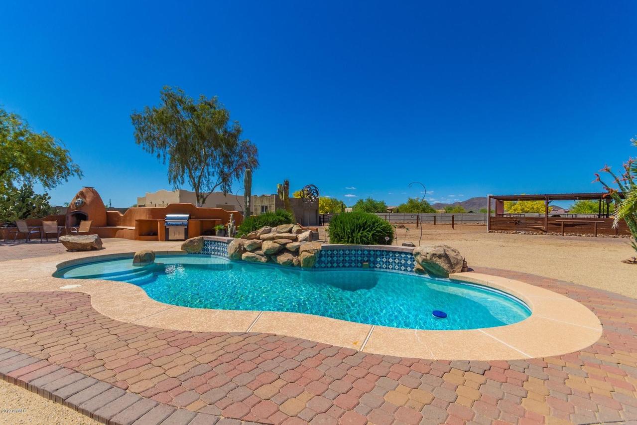 38124 N 15th Ave., Phoenix, AZ 85086