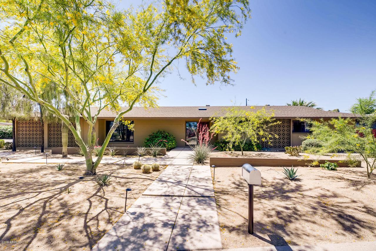 4237 E Becker Ln., Phoenix, AZ 85028