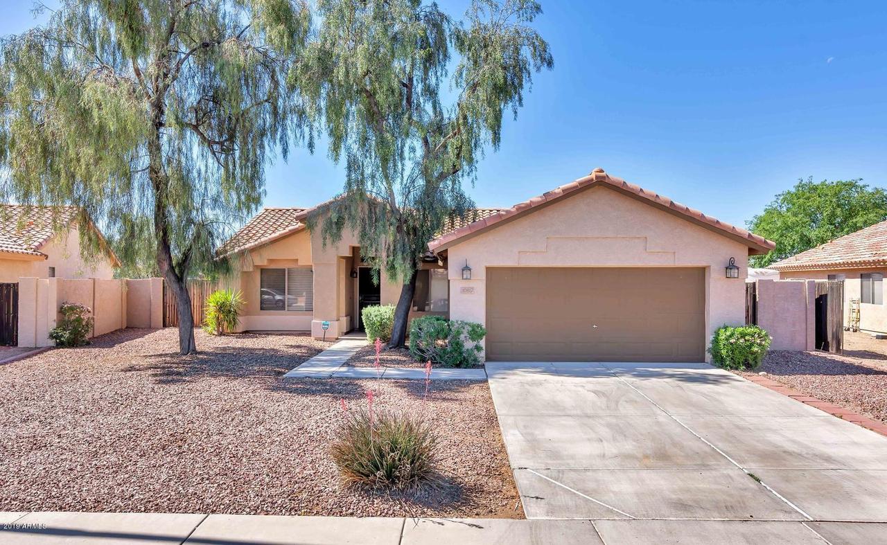 10817 W Sands Dr., Sun City, AZ 85373