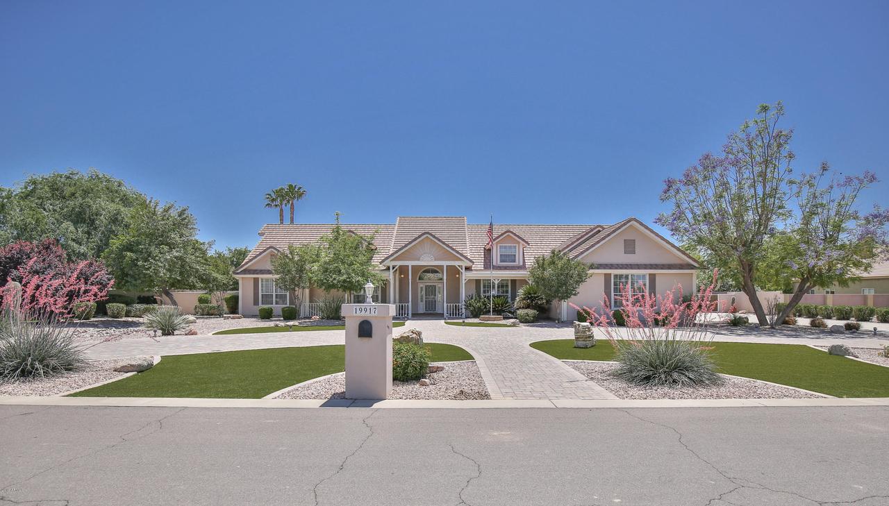 19917 E Calle De Flores St., Queen Creek, AZ 85142