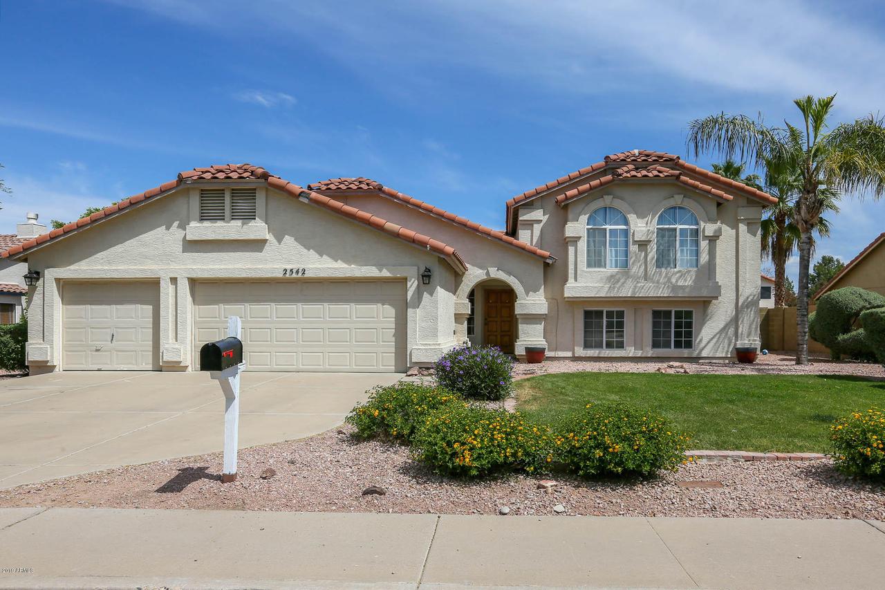 2542 E Lynwood St., Mesa, AZ 85213