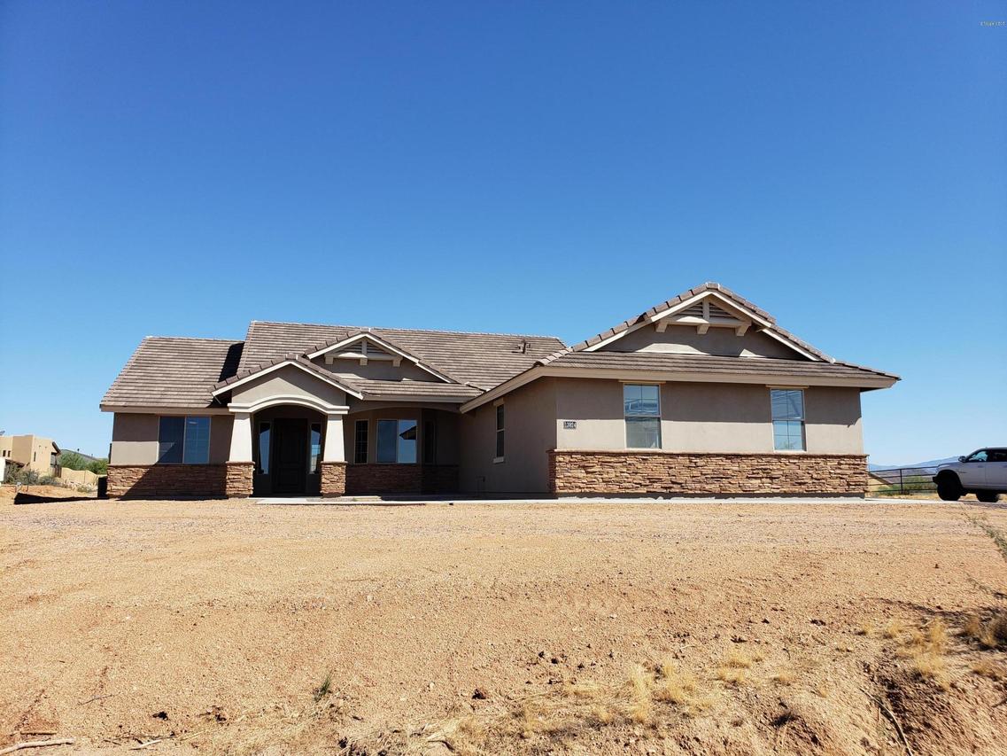 39126 N 21st Ave., Phoenix, AZ 85086