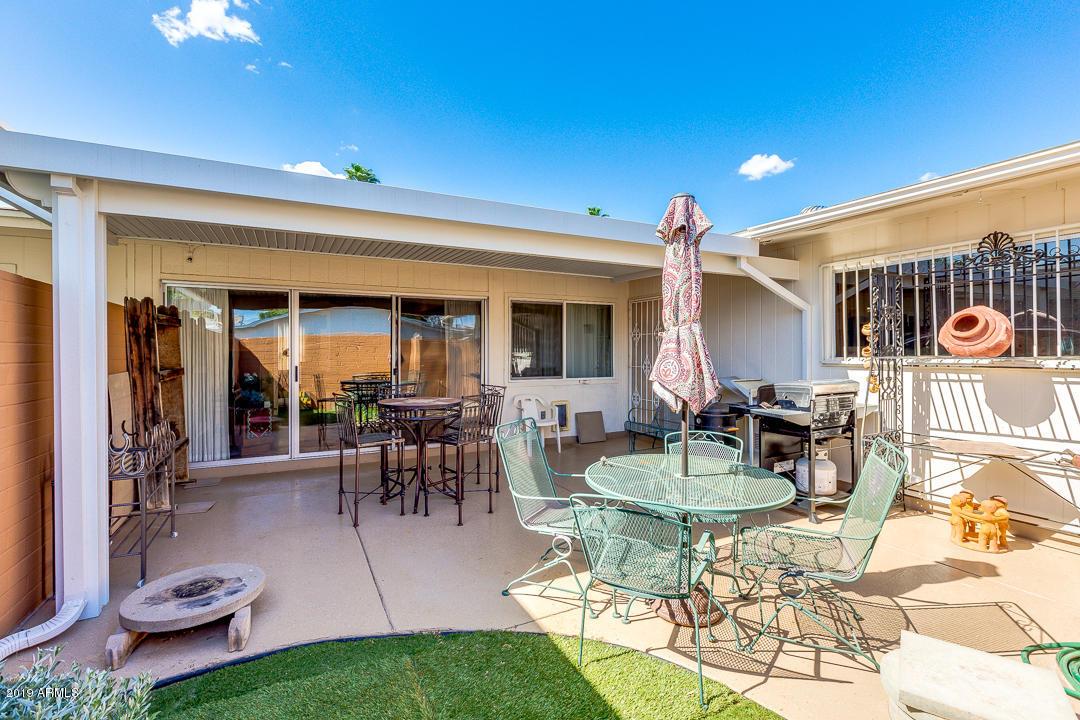 10501 W Palmeras Dr., Sun City, AZ 85373