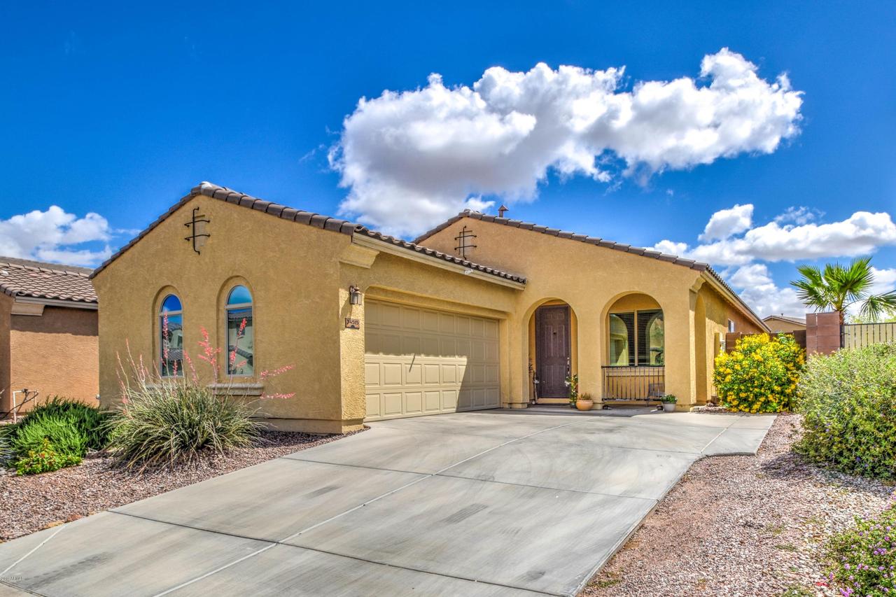 34515 N Mirandesa Dr., San Tan Valley, AZ 85143