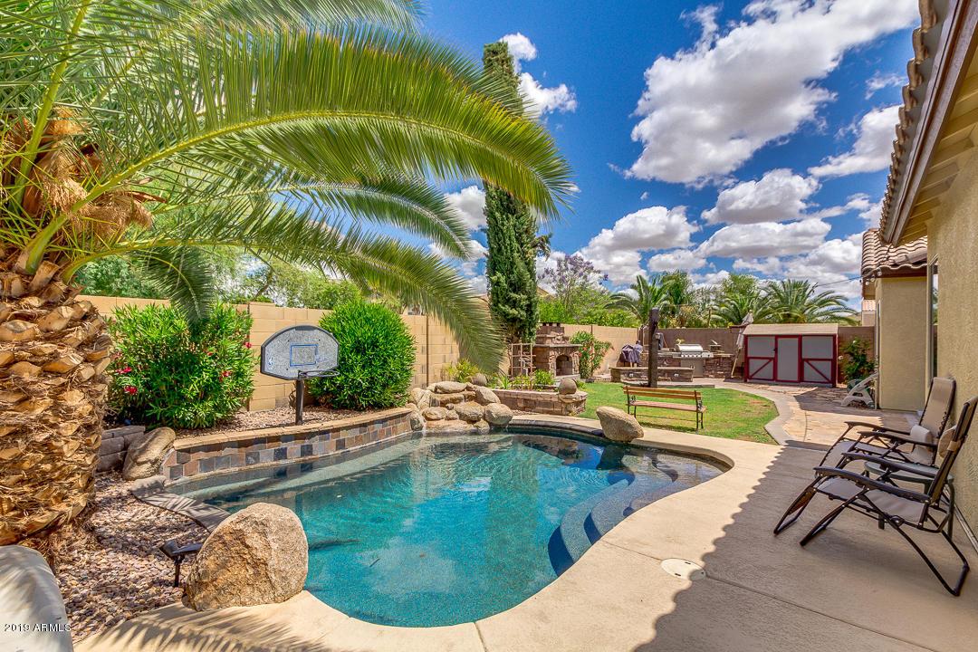 2170 E Iris Dr., Chandler, AZ 85286