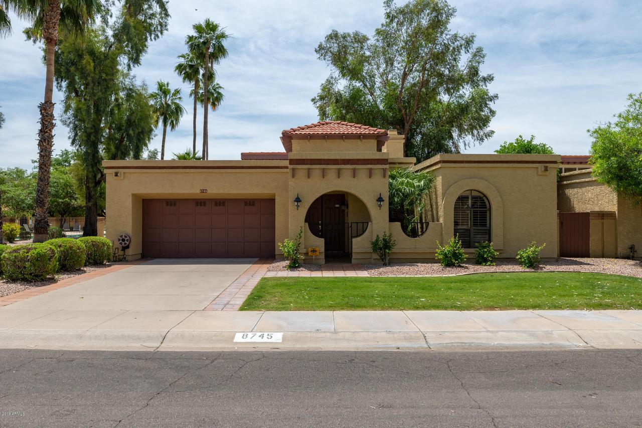 8745 E Belgian Tr., Scottsdale, AZ 85258