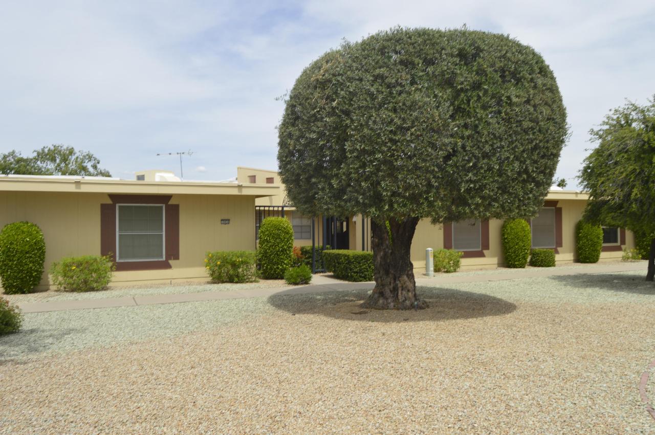 10454 W Palmeras Dr., Sun City, AZ 85373