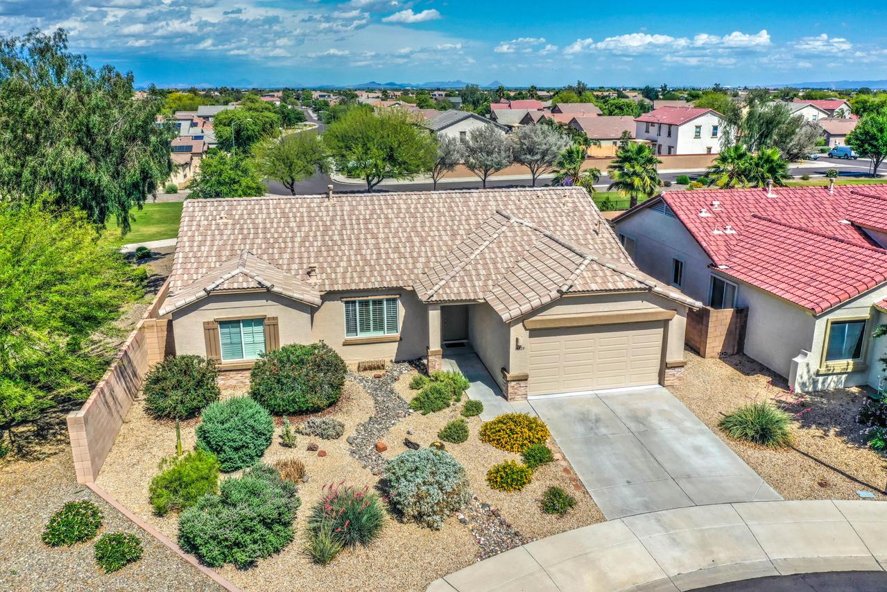 15329 N 181st Dr., Surprise, AZ 85388