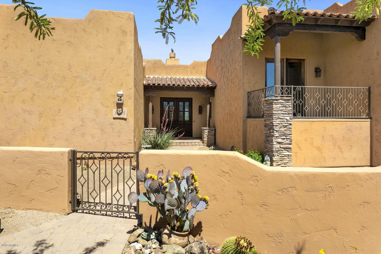 33207 N 12th St., Phoenix, AZ 85085