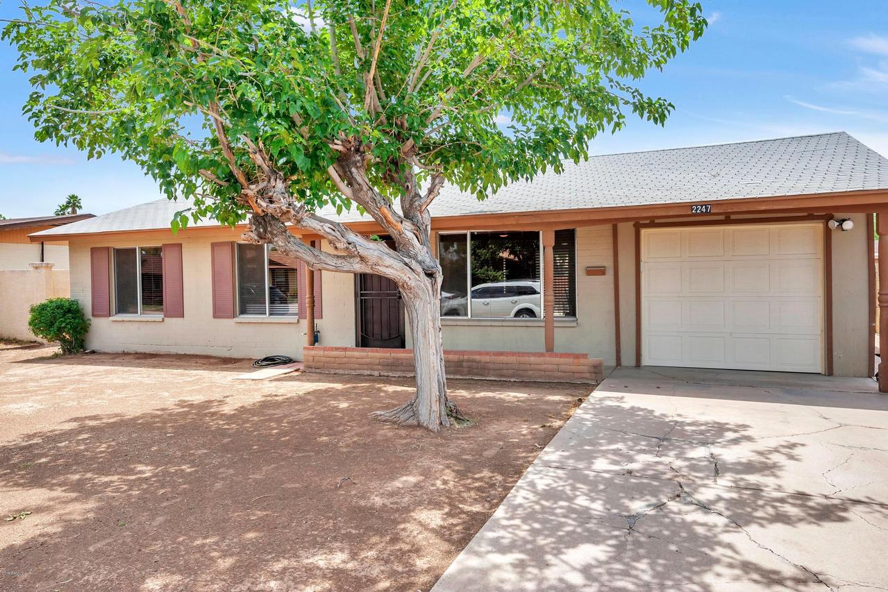 2247 W Columbine Dr., Phoenix, AZ 85029