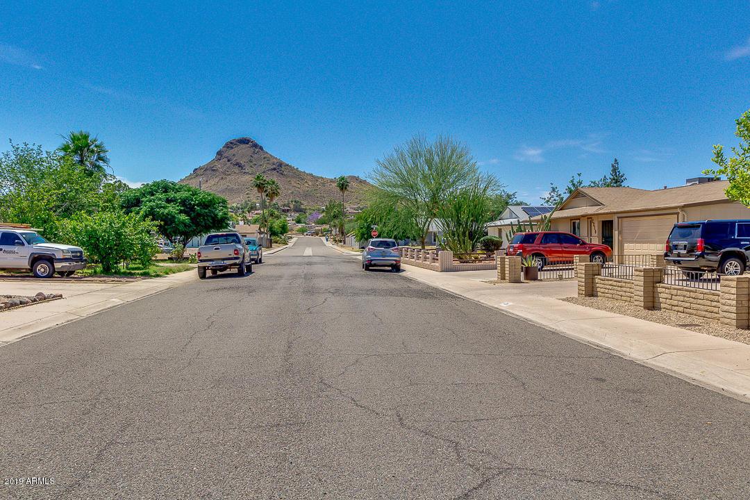 2226 E Janice Way, Phoenix, AZ 85022