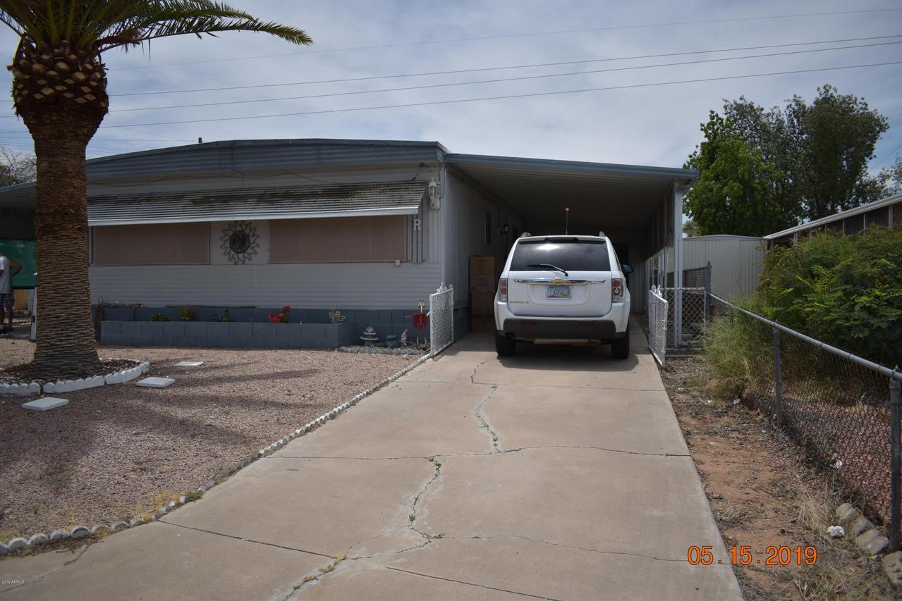 348 S Winterhaven St., Mesa, AZ 85204