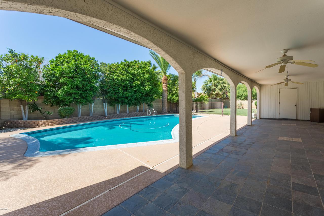 145 E Estero Ln., Litchfield Park, AZ 85340