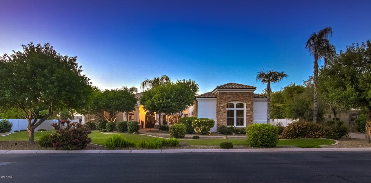 2816 E Clark Dr., Gilbert, AZ 85297