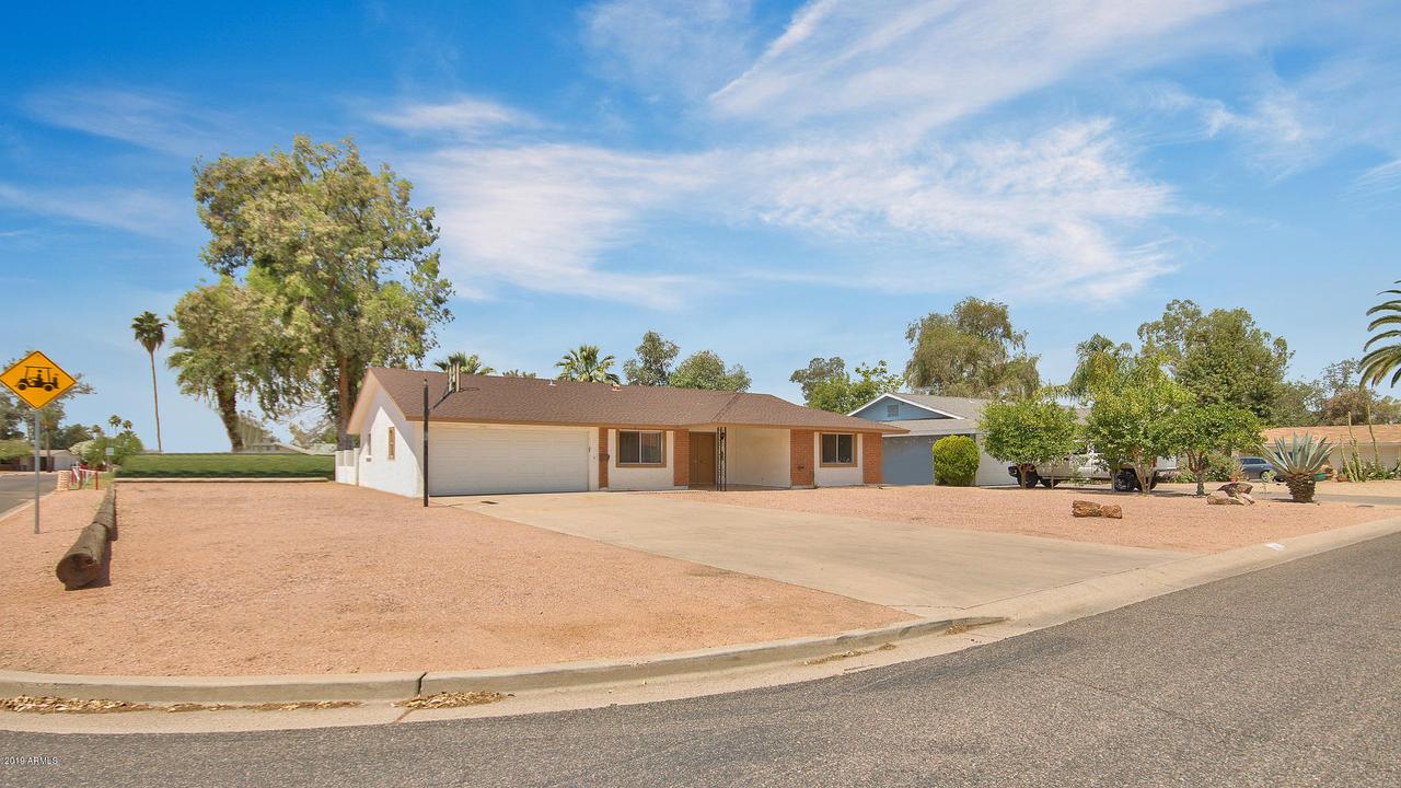 732 S Revolta Cir., Mesa, AZ 85208