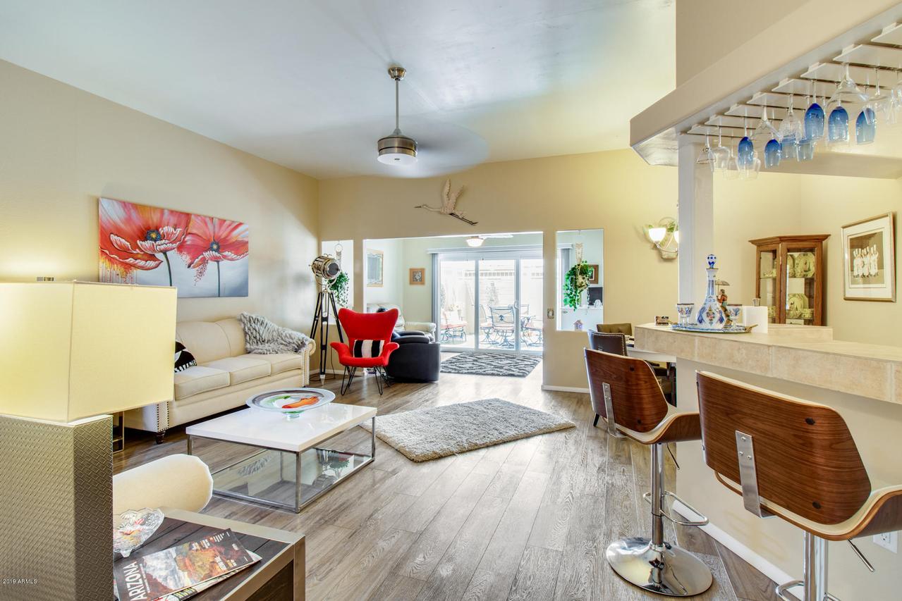 17417 N 105th Ave., Sun City, AZ 85373